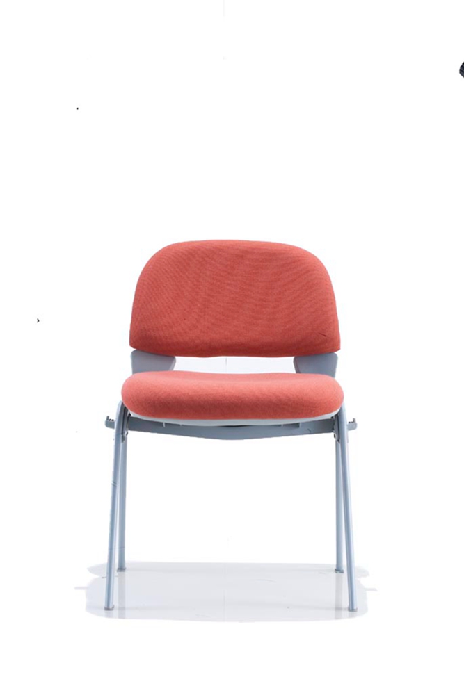 Ӗ